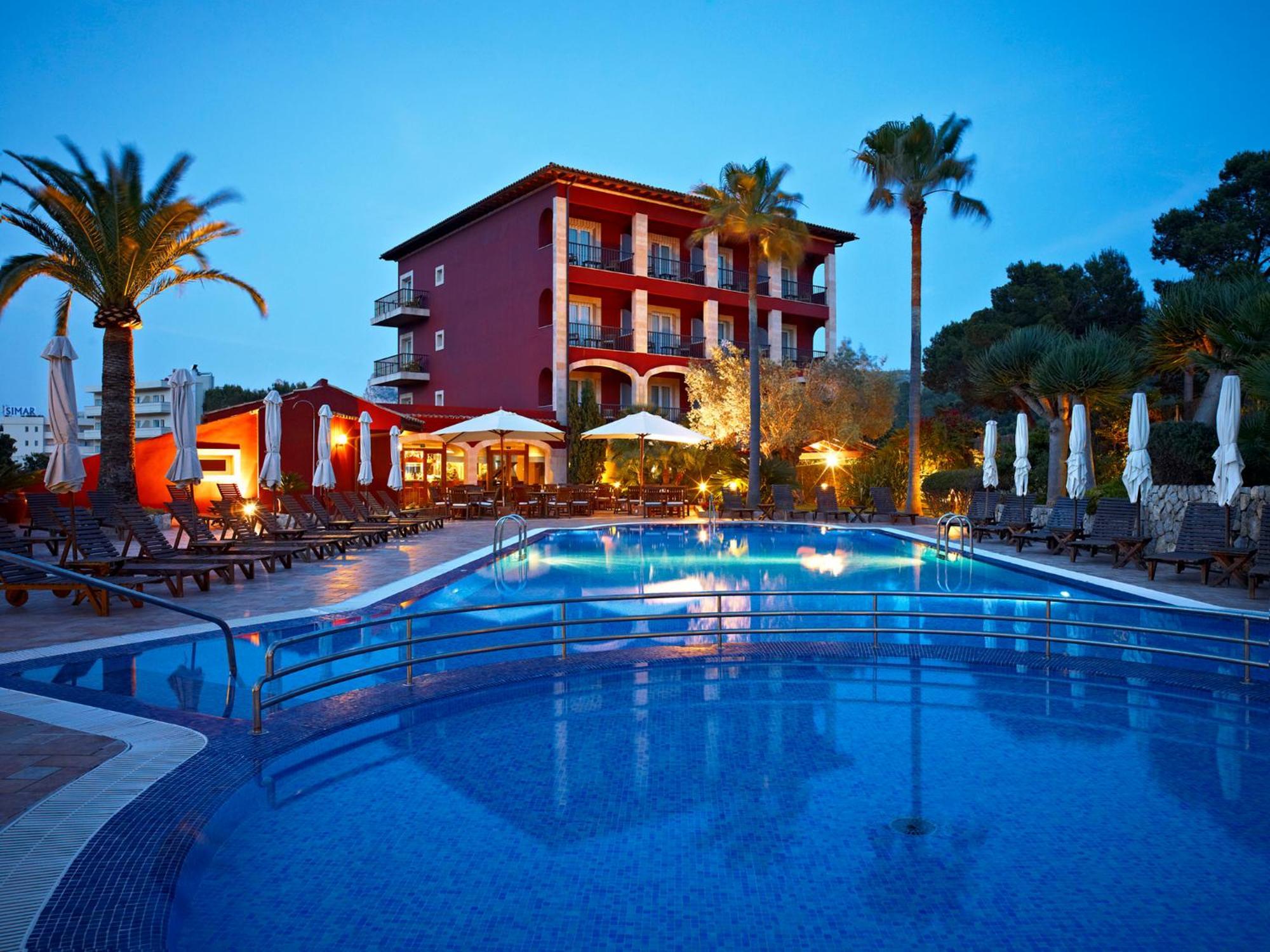Hotel Cala Sant Vicenç - Adults Only Cala de Sant Vicenc Exterior foto
